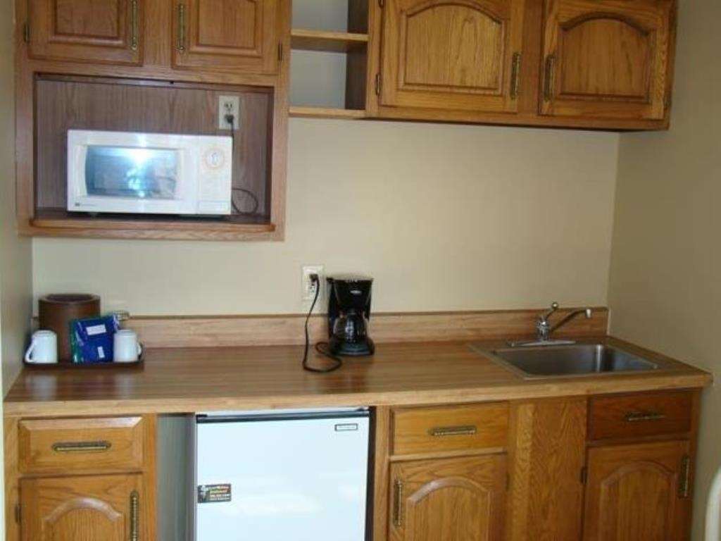Senate Suites Extended Stay Hotel Topeka Habitación foto
